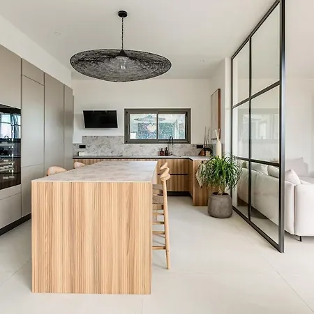 Maison Moderne Avec Vue * Ceyreste